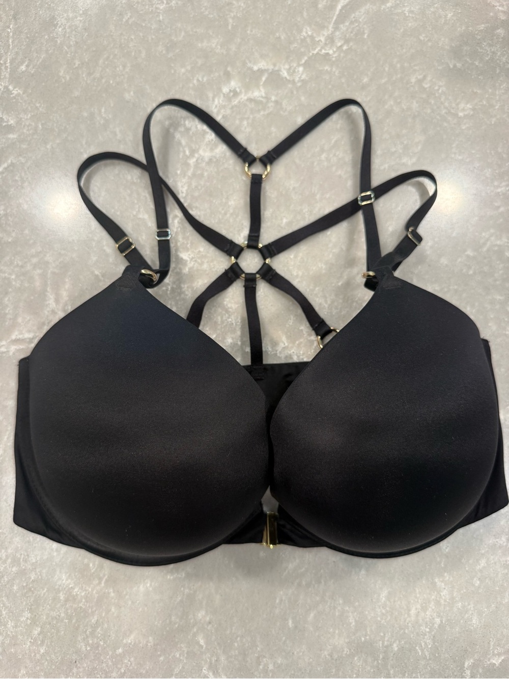 Victoria’s Secret Bombshell Bra 34DD Black Strappy Plunge Push Up NWOT